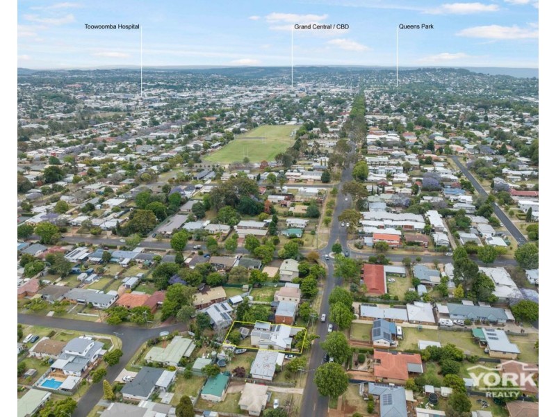 Kearneys Spring QLD 4350