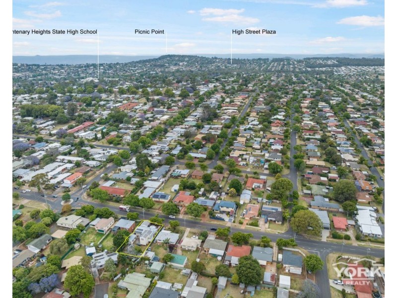 Kearneys Spring QLD 4350