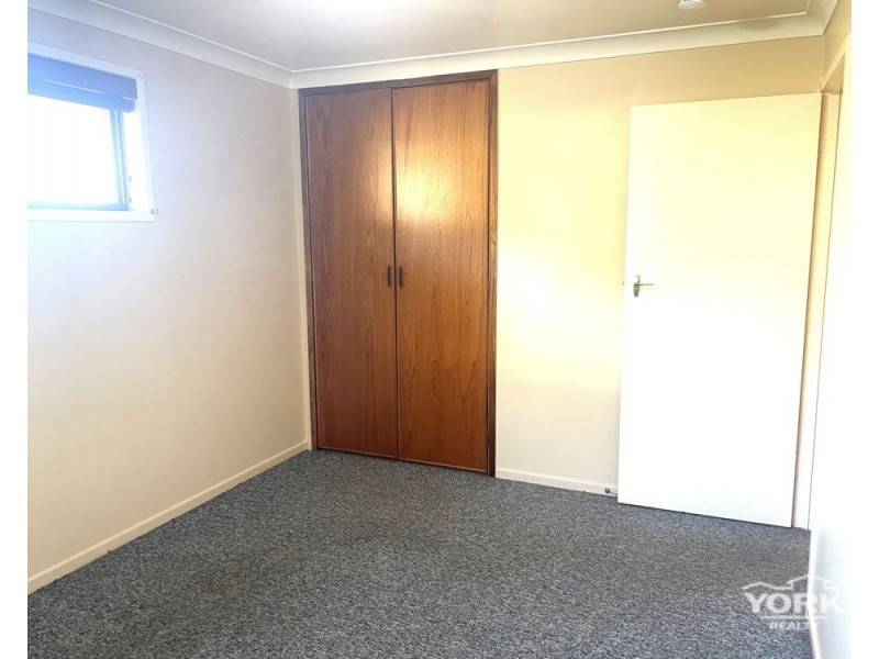 Mount Lofty QLD 4350