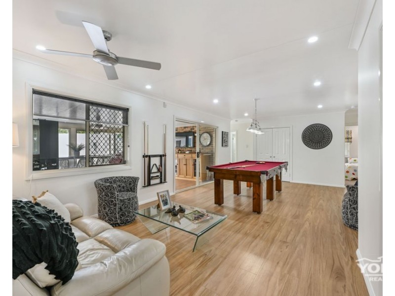 8 Morris Court, Cotswold Hills QLD 4350