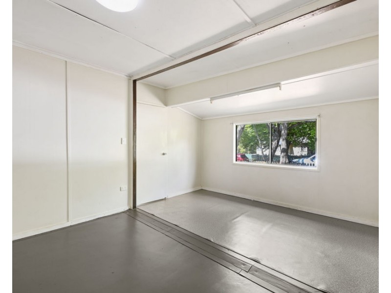 227c West Street, Harristown QLD 4350