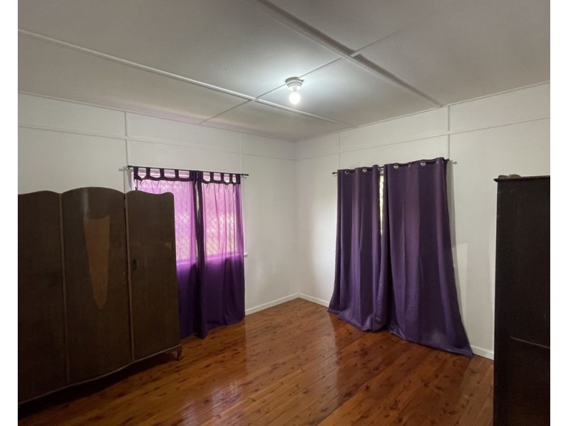 19 Loudon Street, South Toowoomba QLD 4350