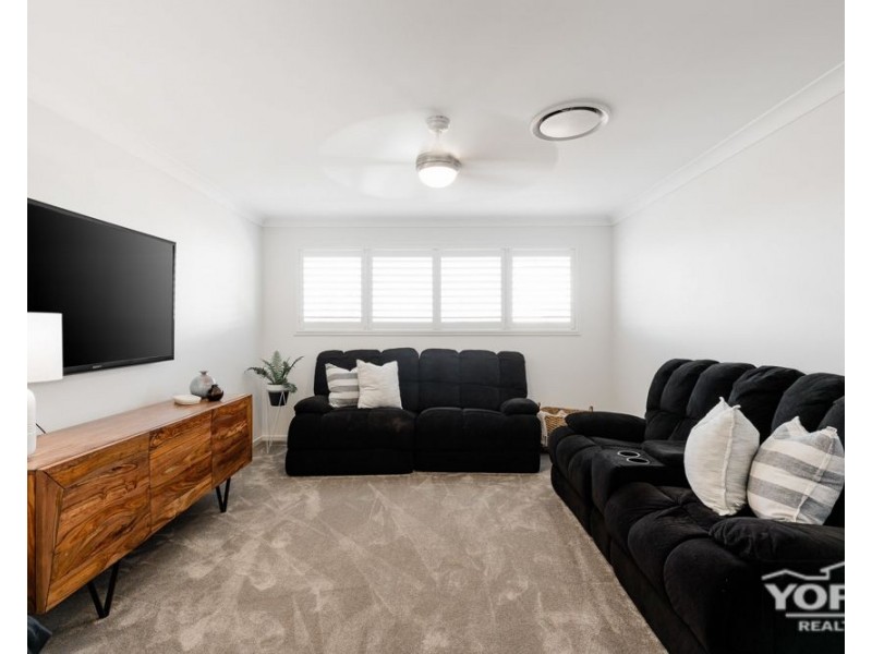 22 Manikato Drive, Hodgson Vale QLD 4352