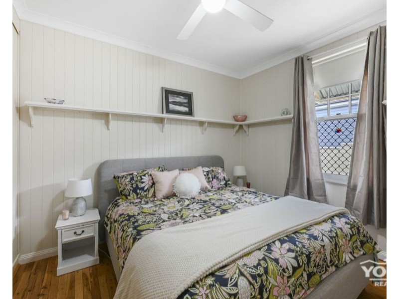 Centenary Heights QLD 4350