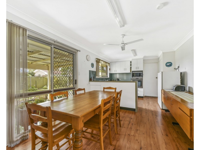 49 Merino Street, Harristown QLD 4350