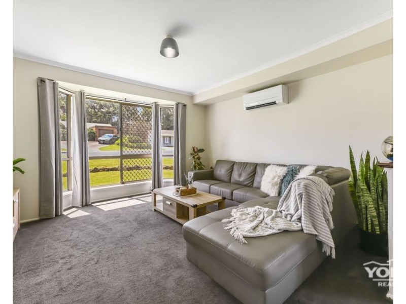 Centenary Heights QLD 4350