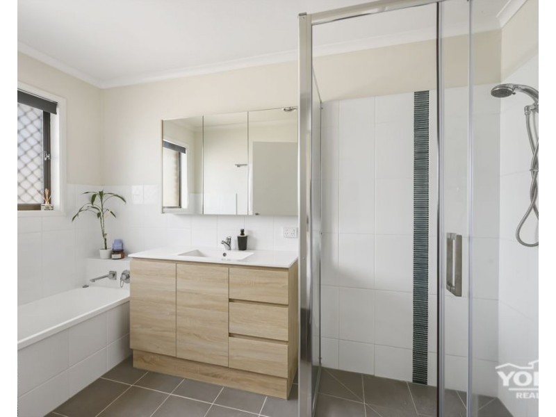 Centenary Heights QLD 4350
