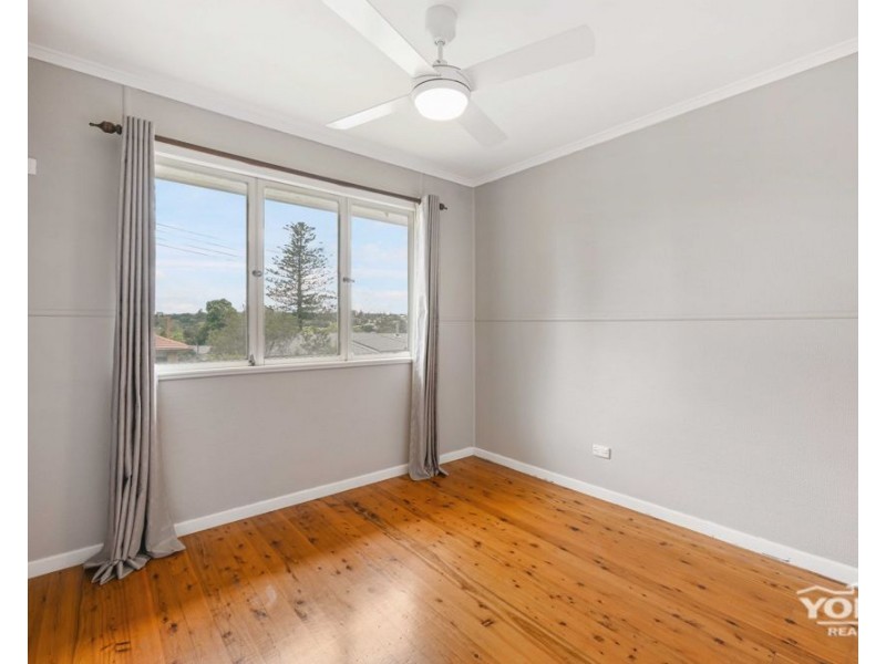 Centenary Heights QLD 4350