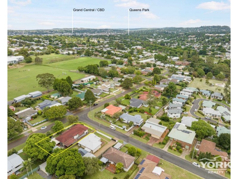 Centenary Heights QLD 4350