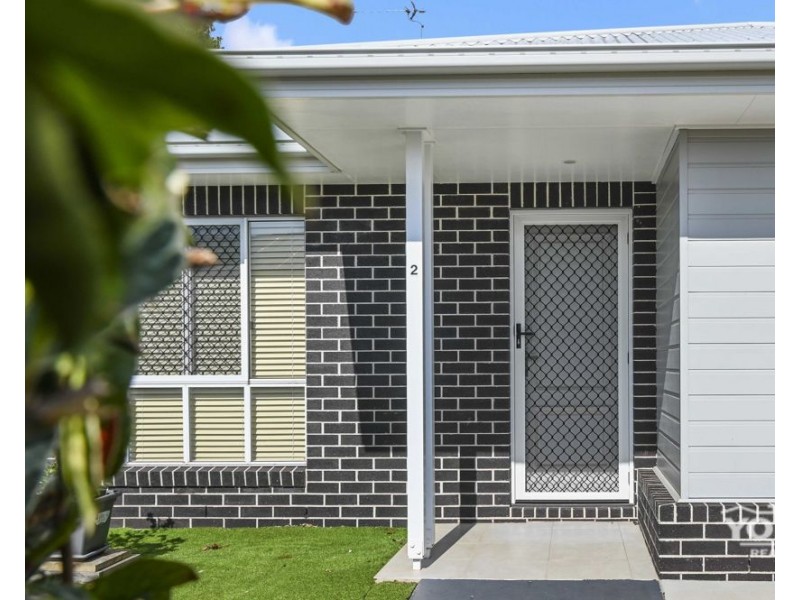 2/208b South Street, South Toowoomba QLD 4350