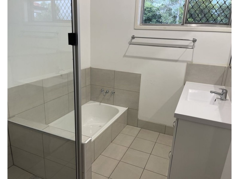 199 North Street, Rockville QLD 4350