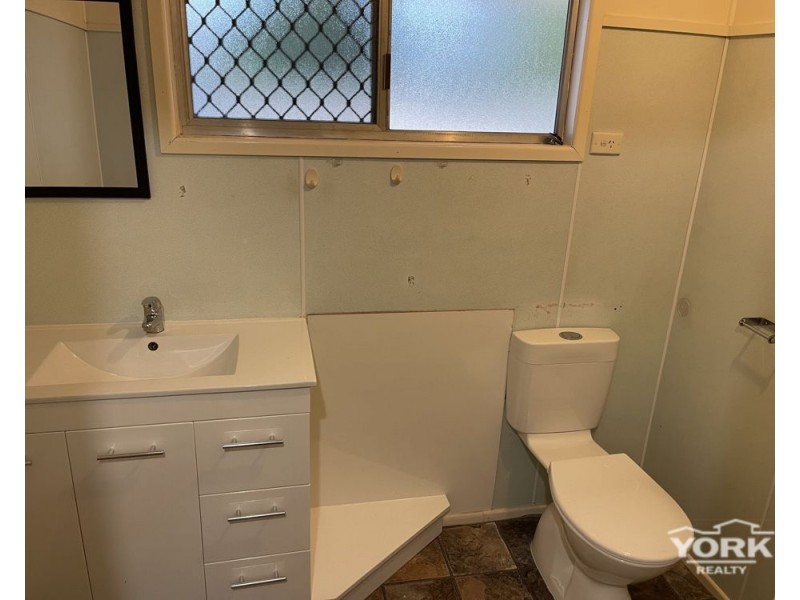 199 North Street, Rockville QLD 4350