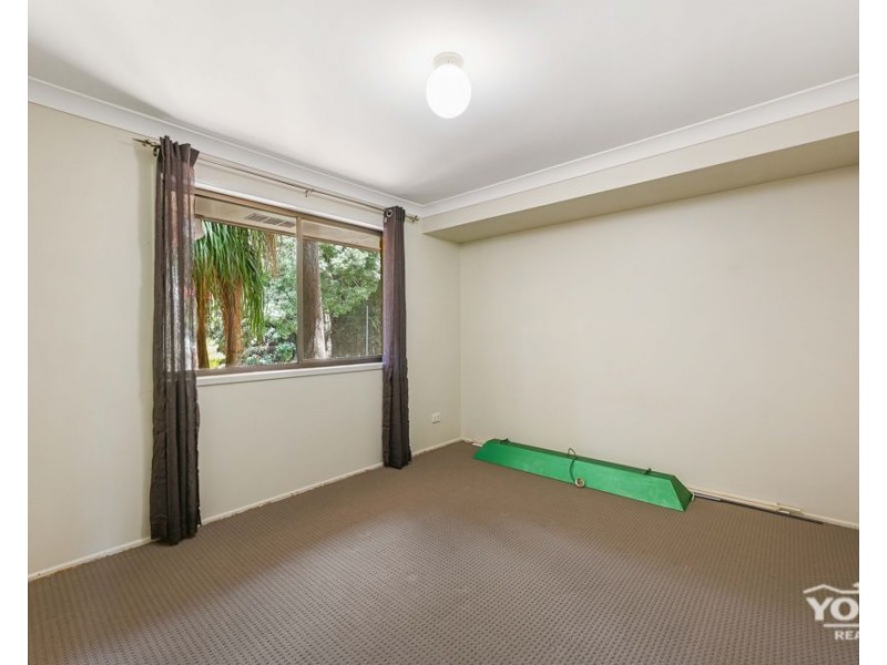 3 Bow Court, Darling Heights QLD 4350