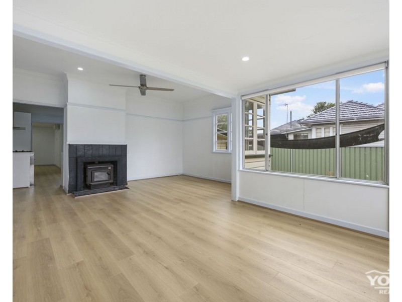 40 Cay Street, Newtown QLD 4350