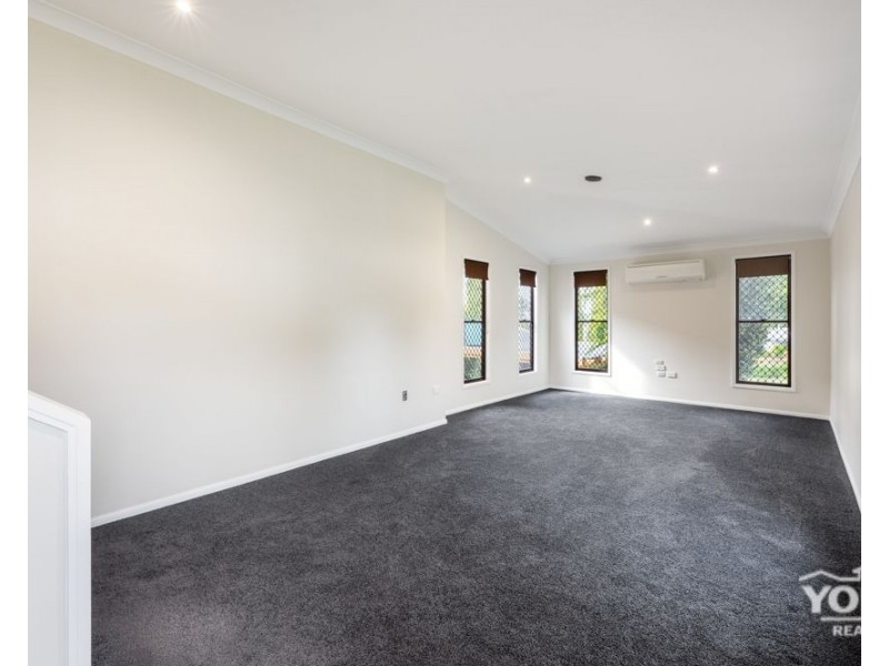 Centenary Heights QLD 4350
