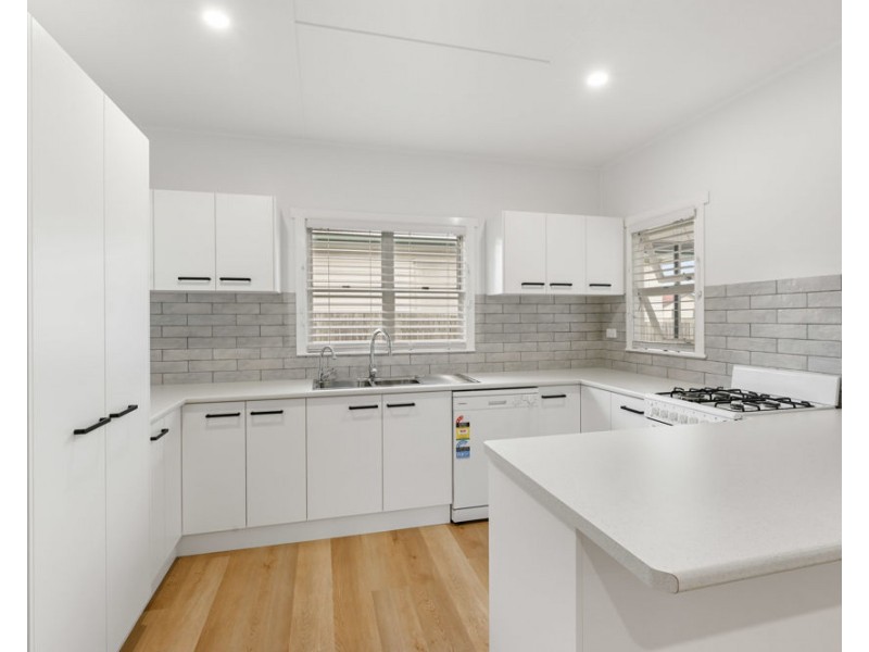 11 Druce Street, Wilsonton QLD 4350