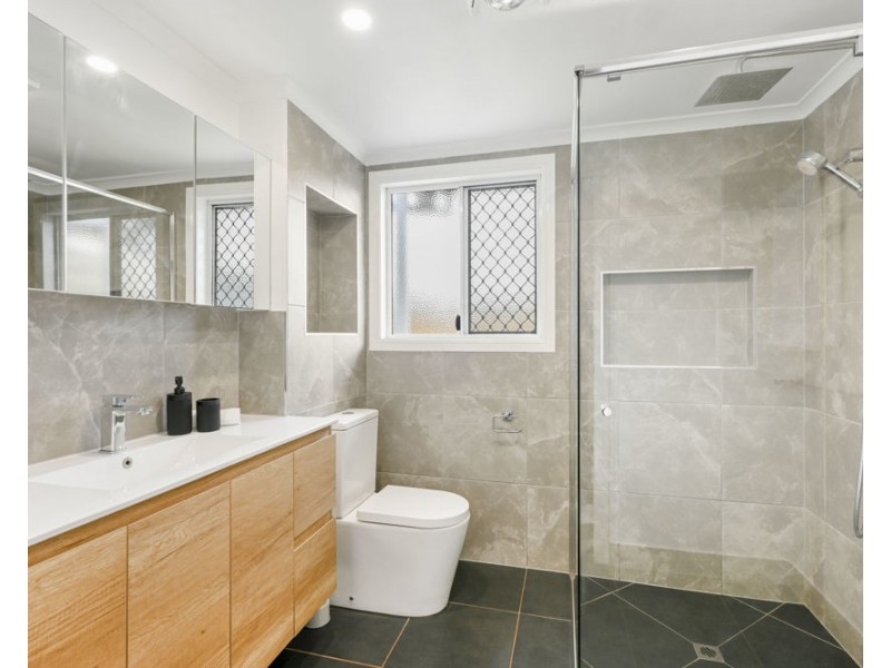 11 Druce Street, Wilsonton QLD 4350
