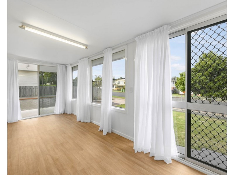 11 Druce Street, Wilsonton QLD 4350