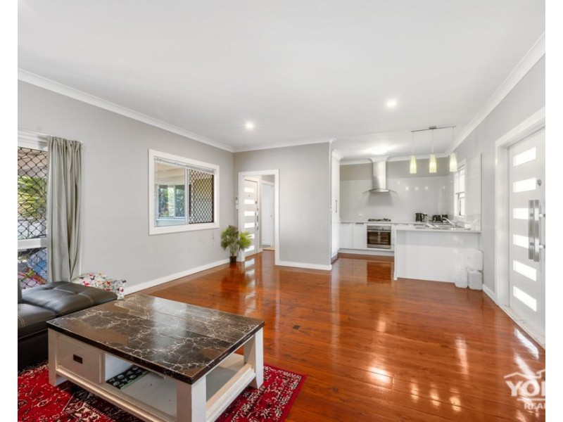 1/77 Ramsay Street, Centenary Heights QLD 4350