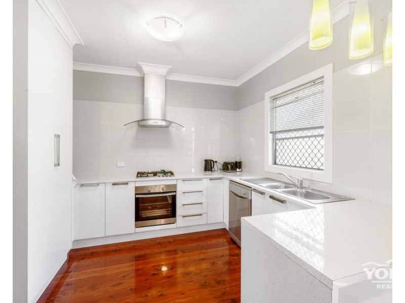 1/77 Ramsay Street, Centenary Heights QLD 4350