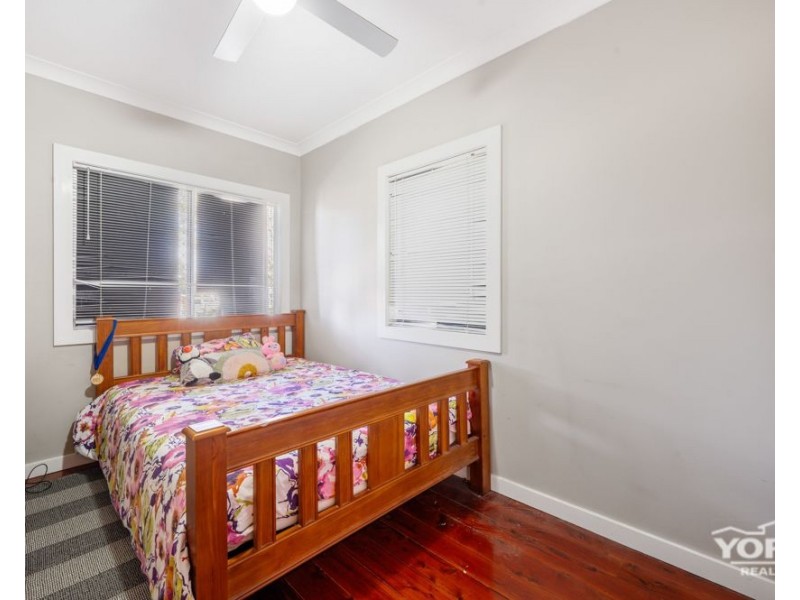 1/77 Ramsay Street, Centenary Heights QLD 4350