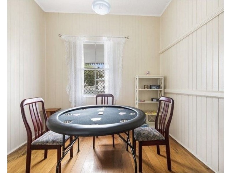 Centenary Heights QLD 4350