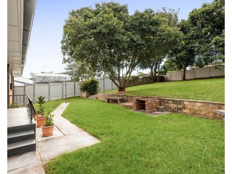 1 Wellsley Street, North Toowoomba QLD 4350