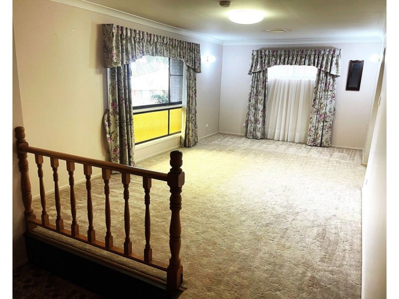 19 Athol Street, Harlaxton QLD 4350