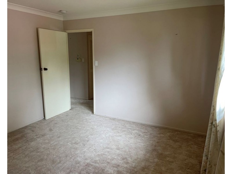 19 Athol Street, Harlaxton QLD 4350