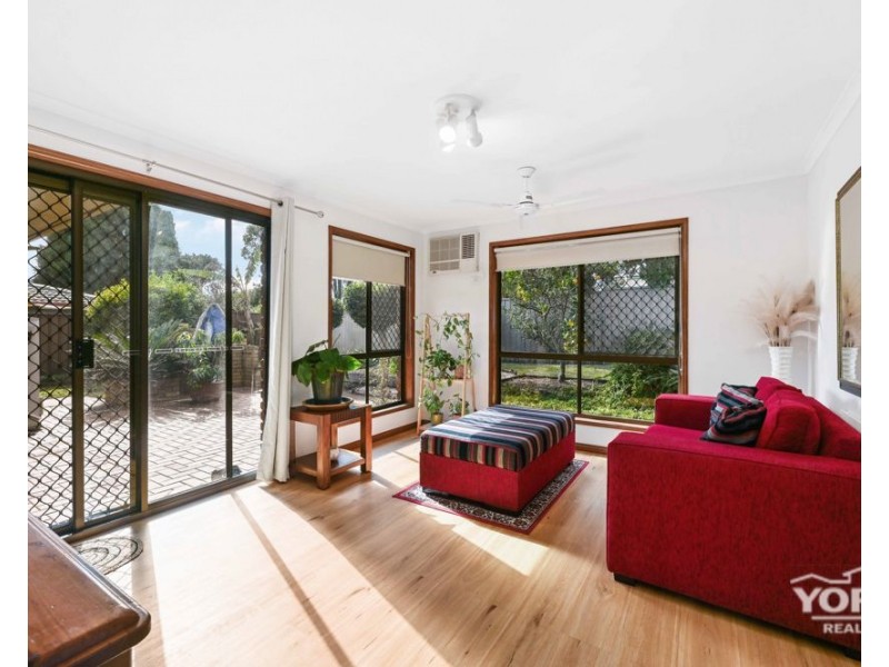 Kearneys Spring QLD 4350