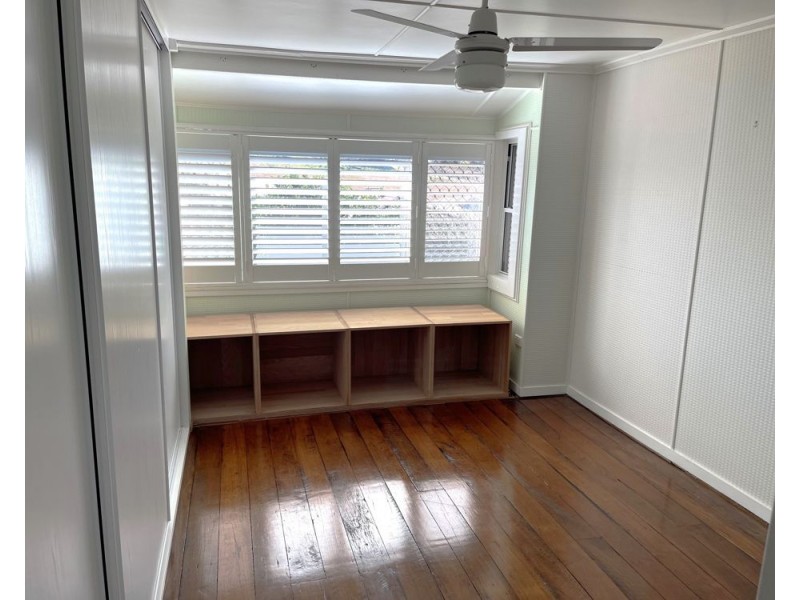 83 Hogg Street, Cranley QLD 4350