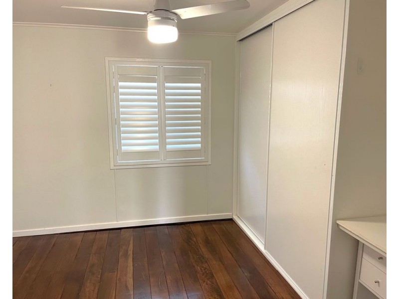 83 Hogg Street, Cranley QLD 4350