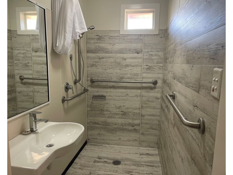 83 Hogg Street, Cranley QLD 4350