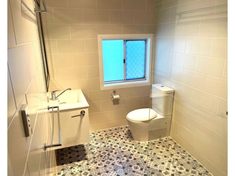 83 Hogg Street, Cranley QLD 4350