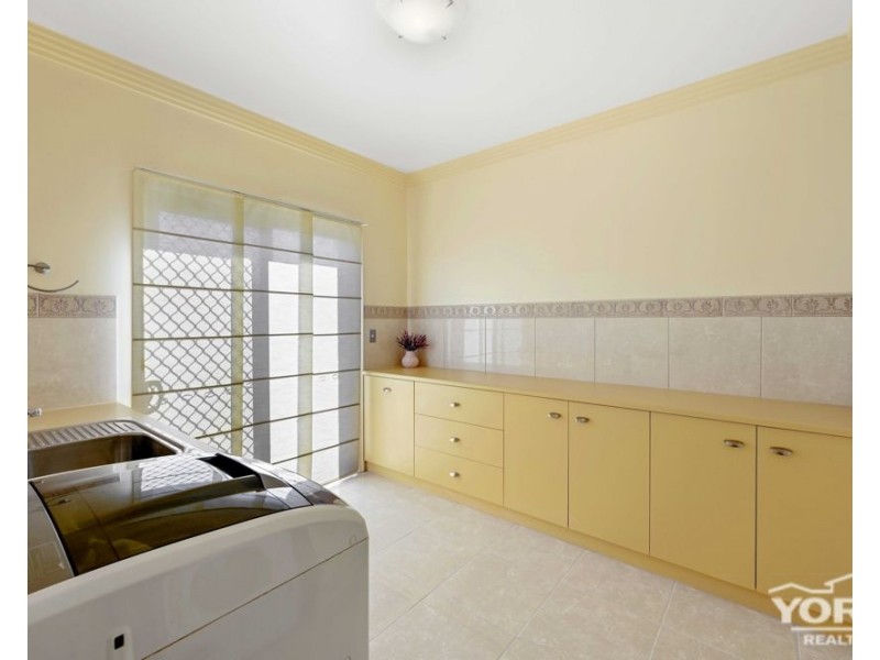 Middle Ridge QLD 4350