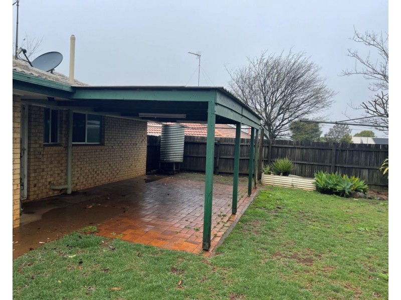 61 Arabian Street, Harristown QLD 4350