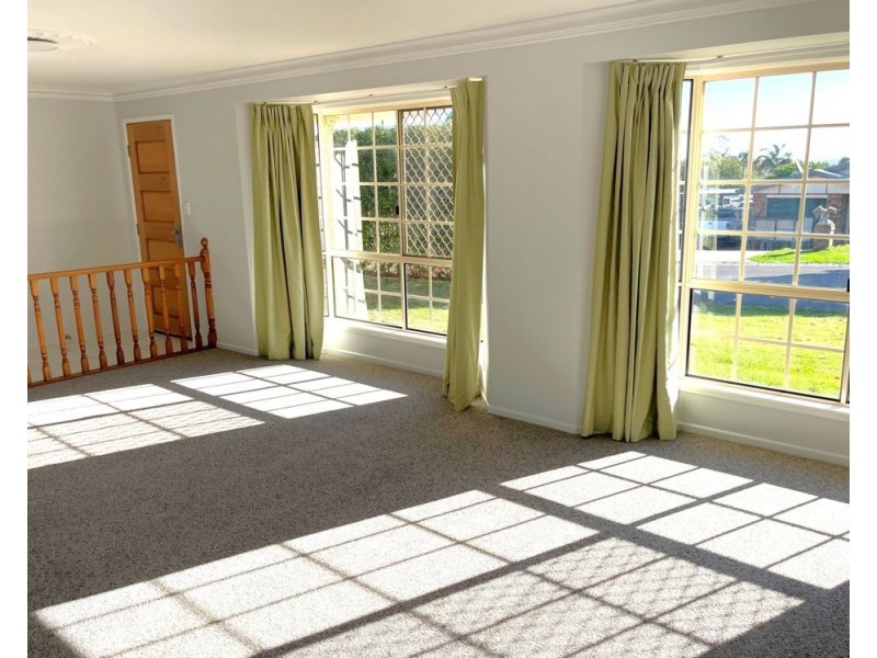 12 Candlebark Court, Glenvale QLD 4350