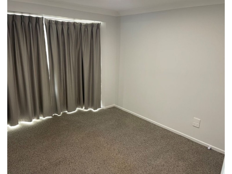 12 Candlebark Court, Glenvale QLD 4350