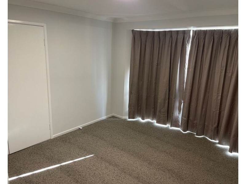 12 Candlebark Court, Glenvale QLD 4350