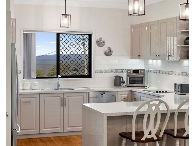 Middle Ridge QLD 4350