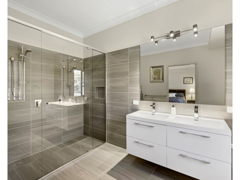 Middle Ridge QLD 4350