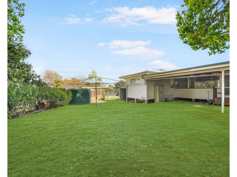Centenary Heights QLD 4350