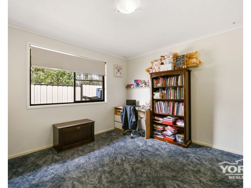 Kearneys Spring QLD 4350