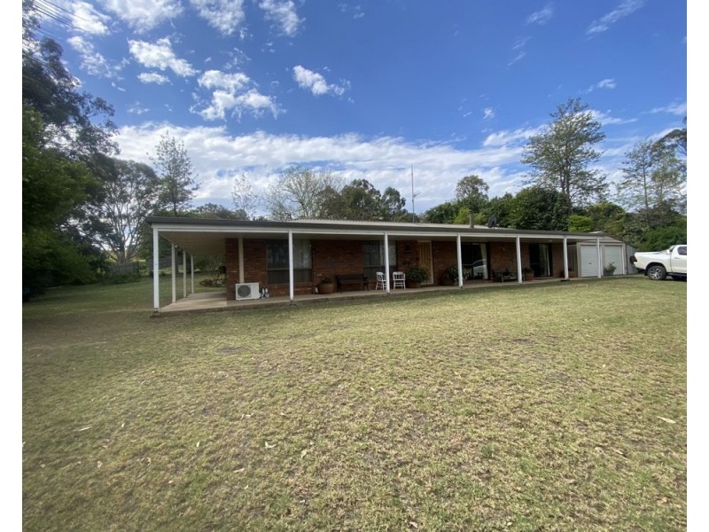 12613 New England Highway, Top Camp QLD 4350