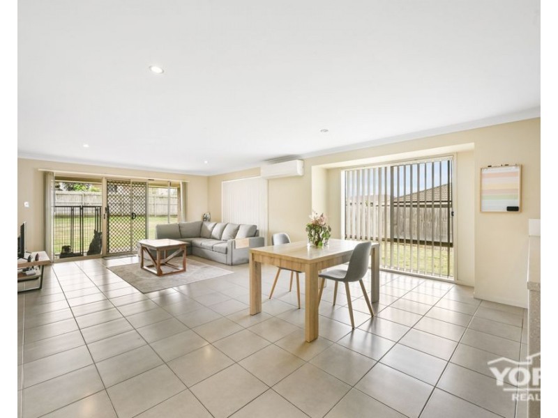 56 Newman Road, Wyreema QLD 4352