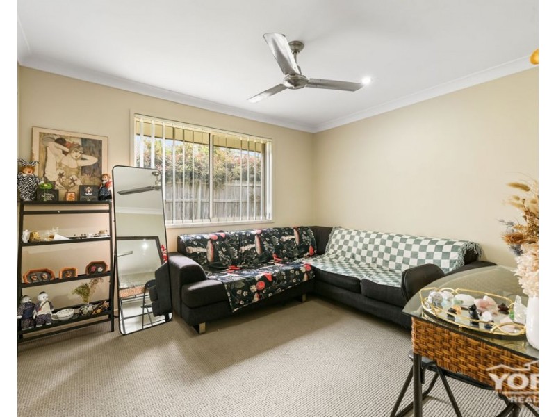 56 Newman Road, Wyreema QLD 4352