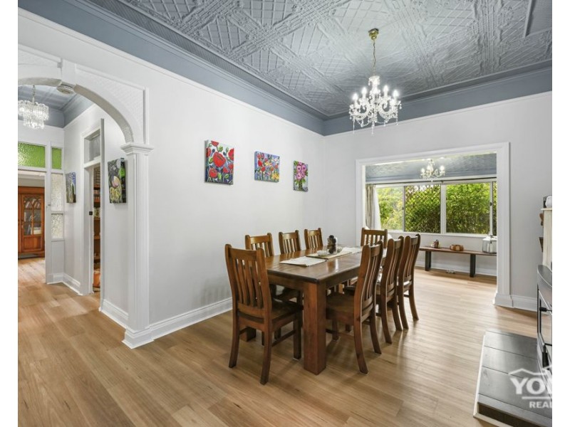 418 West Street, Kearneys Spring QLD 4350