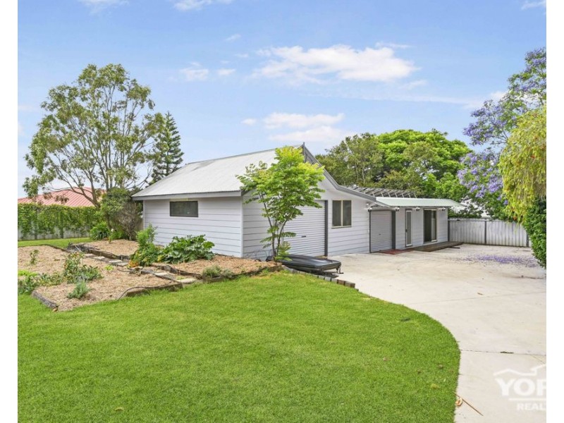 418 West Street, Kearneys Spring QLD 4350