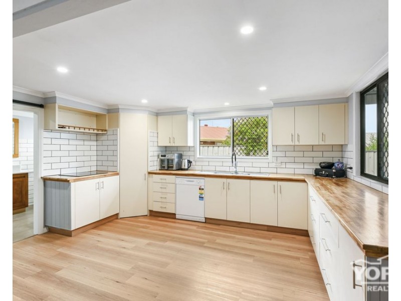 418 West Street, Kearneys Spring QLD 4350