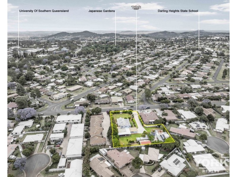 418 West Street, Kearneys Spring QLD 4350